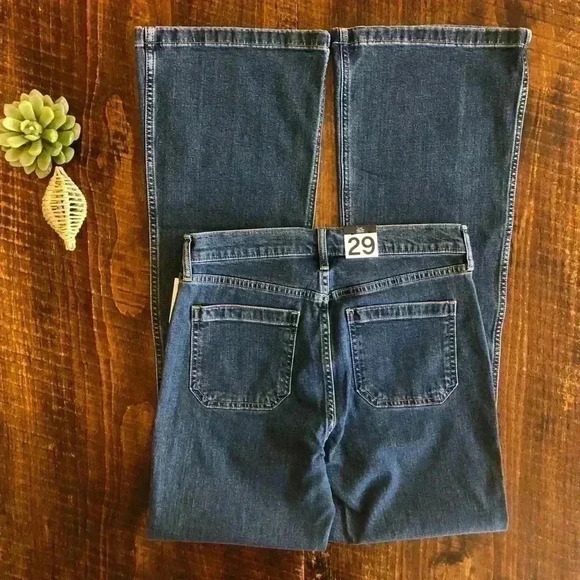 💙GAP | Flare High-Rise Jeans - NWT - Picture 4 of 7